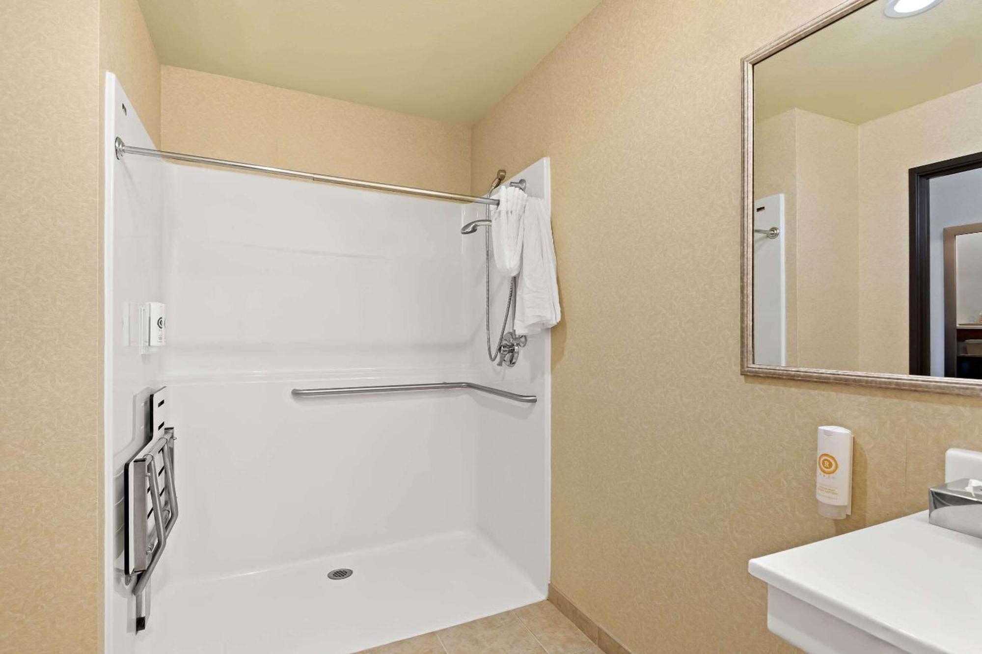 Comfort Inn & Suites Creswell Ngoại thất bức ảnh